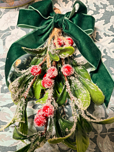 Christmas hanging mistletoe - hanging,