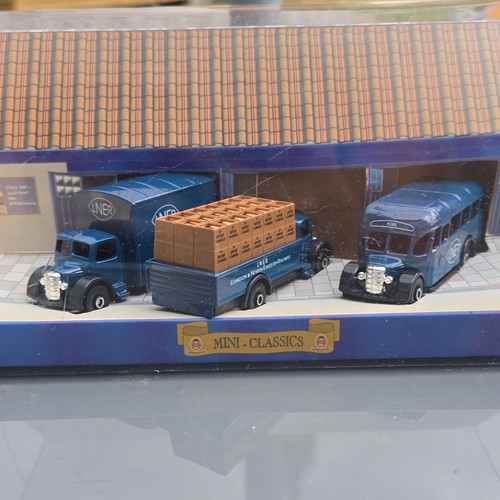 Oxford diecast mini classics - oxford,