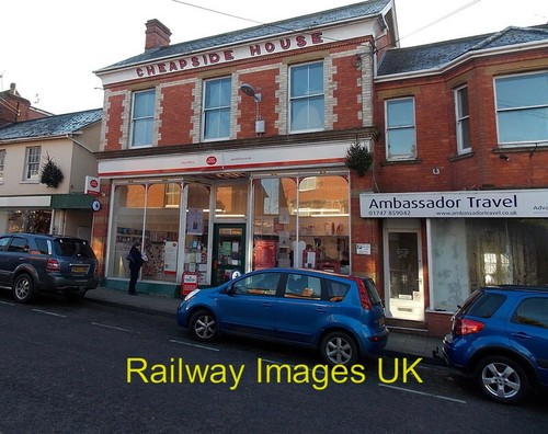 Photo high street post - -,