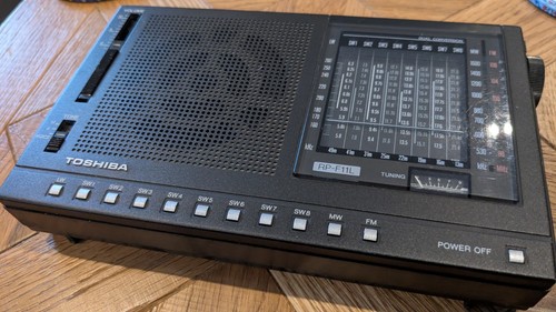 Toshiba f11 9 sw - toshiba,