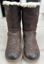 UGG R AUSTRALIAN GENUINE Girls