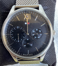 Tommy Hilfiger  Men's day/date quartz Watch, in gwo.