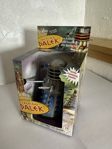 Bbc doctor who - doctor, dalek