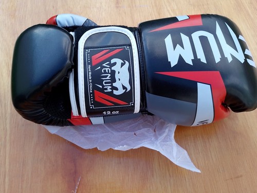 Venum boxing gloves - venum, pu