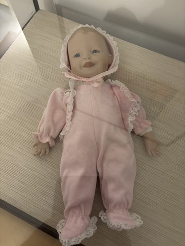 Ashton drake 1994 collectable - ashton,