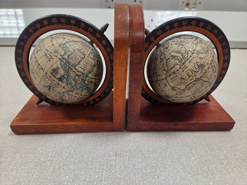 Vintage globe bookends - vintage,