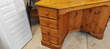 Pine Corner Dressing Table With 6 Draws, Stool And 3 Piece Mirror