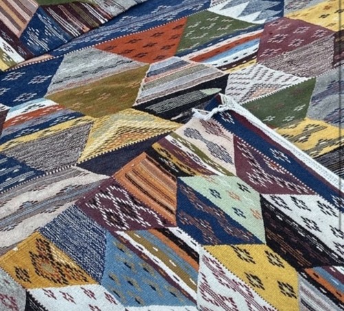 Handwoven moroccan berber rug - handwoven,