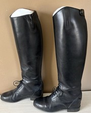 Womens ARIAT Challenge Field