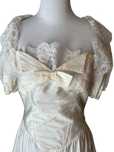 Vtg wedding dress ivory - ivory, 80s