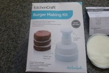 BURGER MAKING KIT/BURGER PRESS - HARDLY USED
