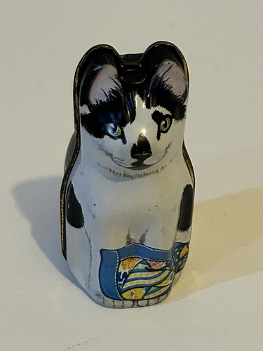 Vintage cat shaped trinket tin