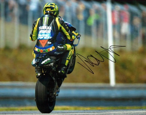 Valentino rossi autograph 2019 - valentino,