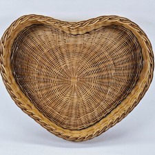 Wicker Basket Heart Shaped Tray Size Large Gift Beauty Presentation Xmas Hamper