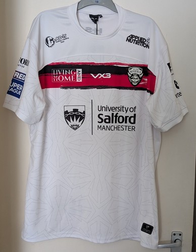 Bnwt 4xl 2025 - vx3, salford