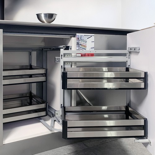 Pull out blind corner - out,