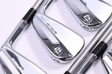 Wilson Staff Model Blade 2019 Irons / 4-PW / Stiff Flex KBS Tour C-Taper Lite