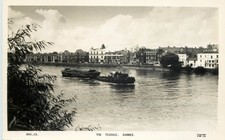 s18644 The Terrace barge