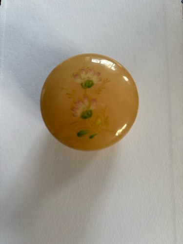 Vintage alabaster trinket box - alabaster,