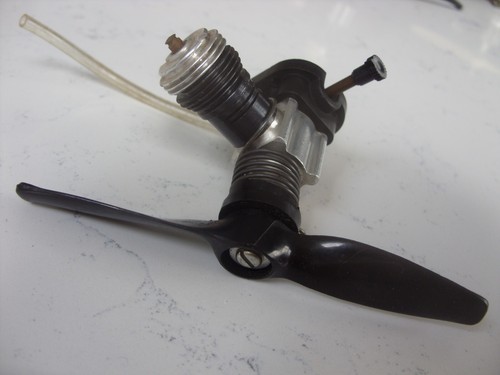 Vintage cox 049 control - control, line