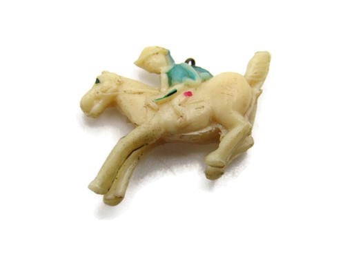 Vintage plastic horse - plastic,