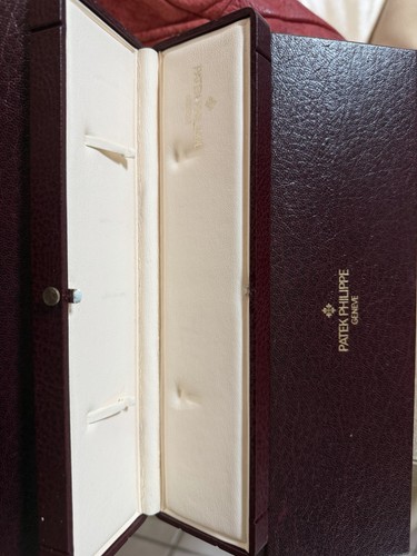 Patek philippe box calatrava - philippe,