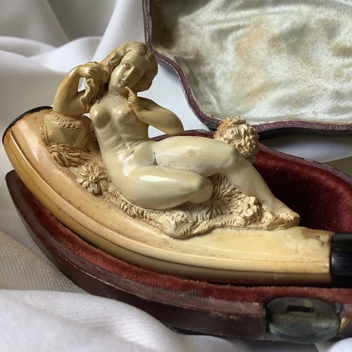 Antique 1880 meerschaum pipe - antique, 1880's