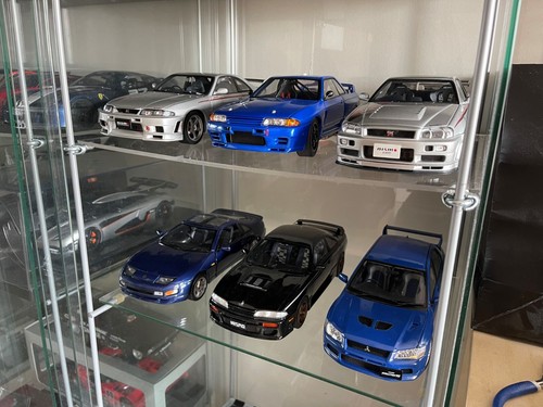 Acrylic shelves brackets - acrylic,