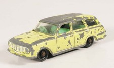 VAUXHALL VICTOR ESTATE CAR No