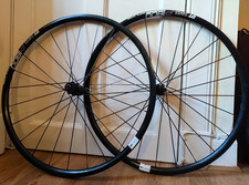 dt swiss p1800 spline road