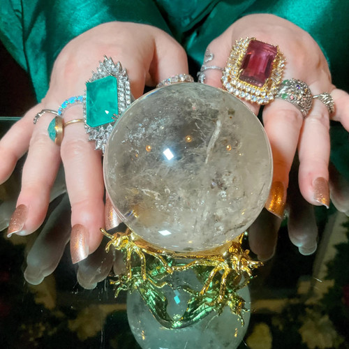 Clear quartz crystal - crystal, w/