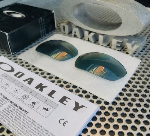 Oakley new straight - straight, ii