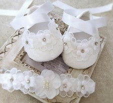 Girl Baptism Shoes in Off White, Christening Shoes with Daisy Flowers and Pearls