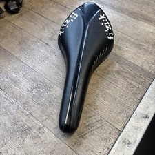 FIZIK ARIONE SADDLE, carbon