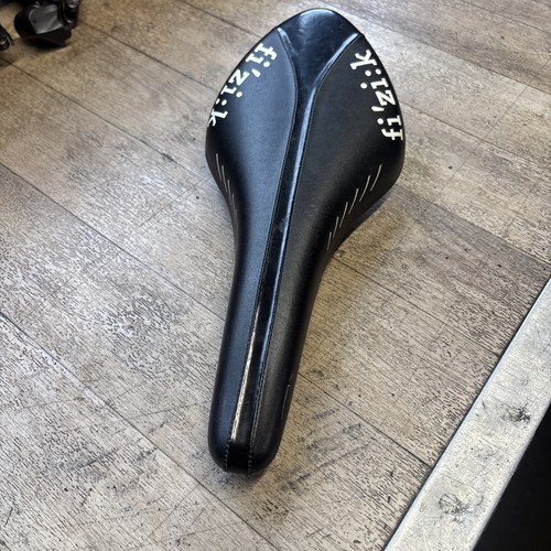 Fizik arione saddle carbon - arione, saddle,