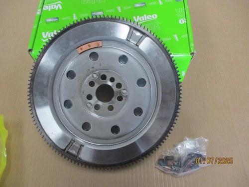 New valeo 836375 dual mass - new,