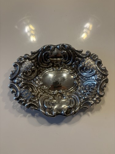 Victorian silver bon - bon,