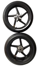 BST carbon wheels (Yamaha R1 04-14) inc new Bridgestone V02 tires