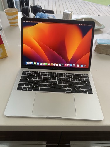 Apple macbook pro 3ghz - apple, i5