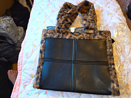 Black faux leather - faux,