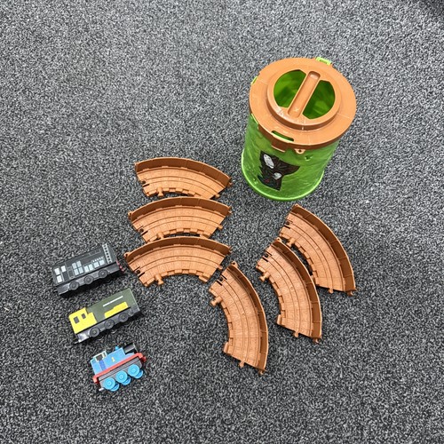 Thomas friends stacking - &,