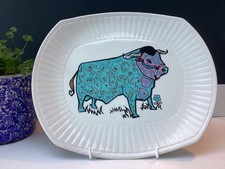 Vintage 1970s Beefeater Bull