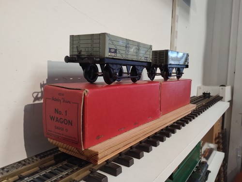 Hornby trains gauge tin - hornby,