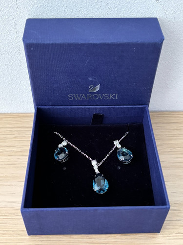 Swarovski earring and - earring, necklace