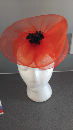 Beautiful poppy fascinator - fascinator, on