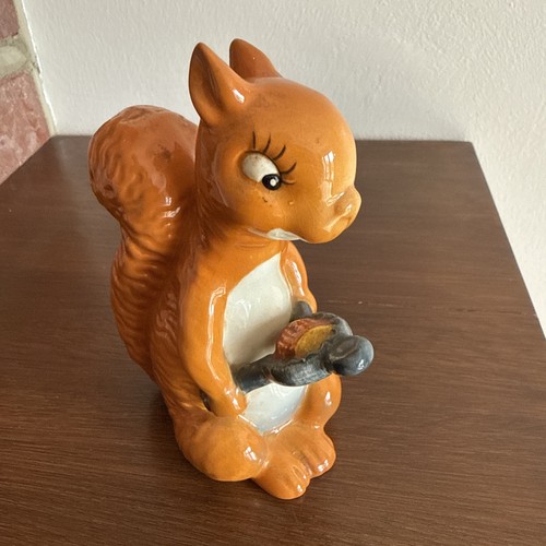 Beswick squirrel with - beswick,