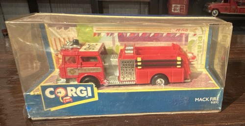 Corgi juniors mack fire - corgi, 1936