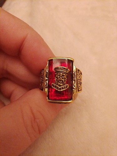 Antique style kings ring - style,