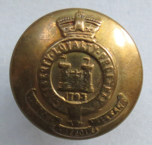 Brass button 358 - 24,