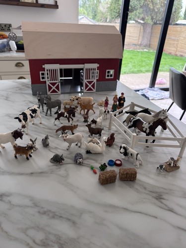 Schleich wooden big red - schleich,